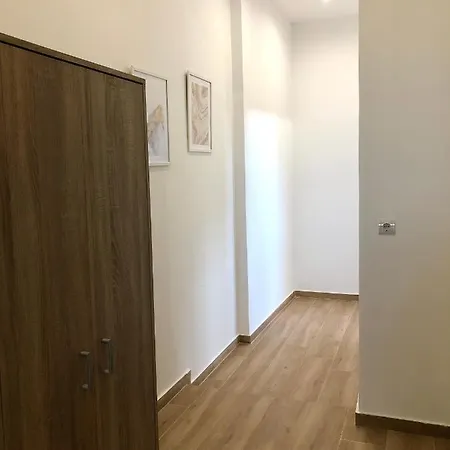 New Delux With Wooden Floor *