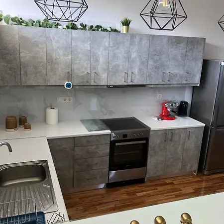New Delux With Wooden Floor *