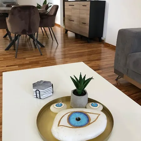 Apartment New Delux With Wooden Floor