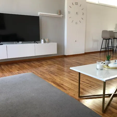 New Delux With Wooden Floor Apartment Chania (Crete)